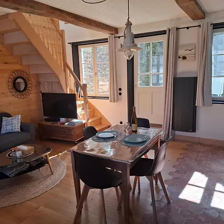 Le Sauterellier Avec Garage, Classe 4 Etoiles Feriehus
