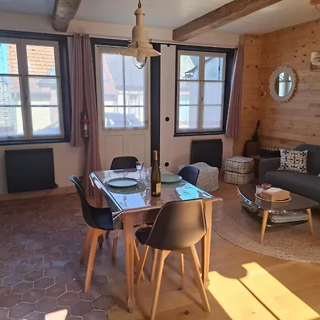 Le Sauterellier Avec Garage, Classe 4 Etoiles